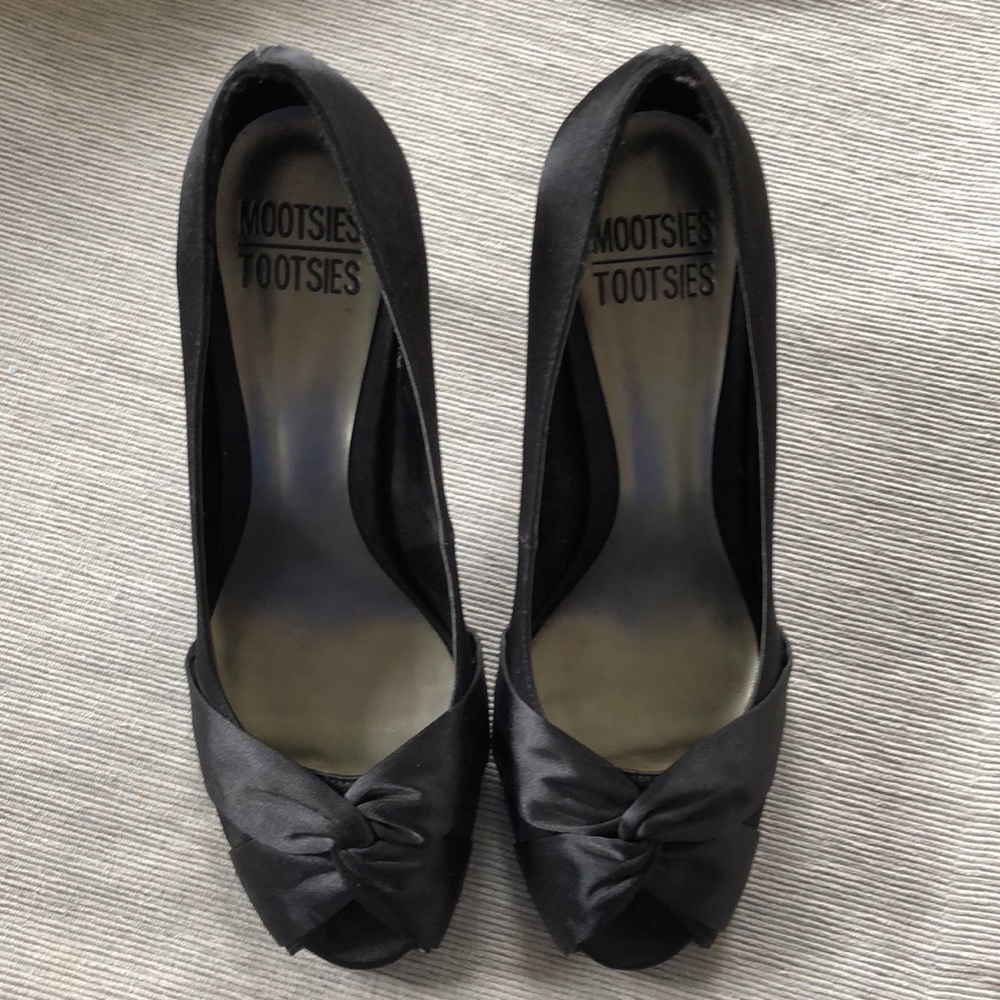 💥Mootsies Tootsies Black Satin High Heels